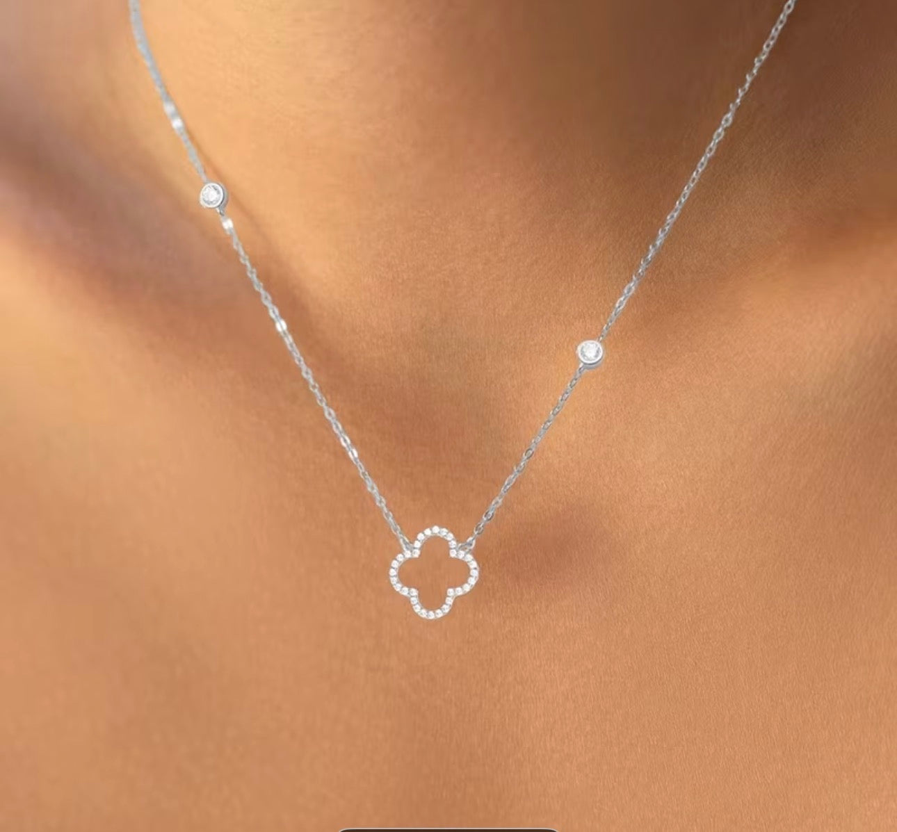 Cadena de plata Van Cleef