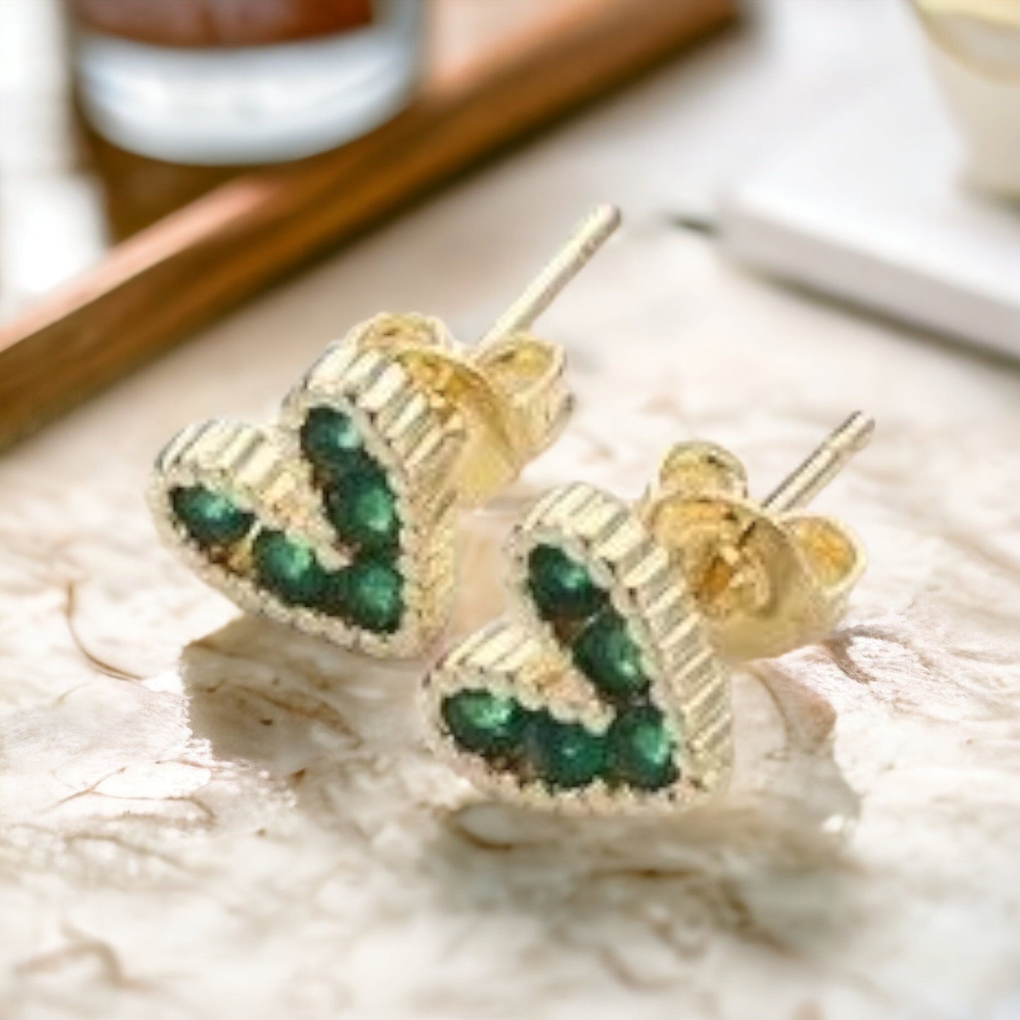 Aretes pequeños, de corazones