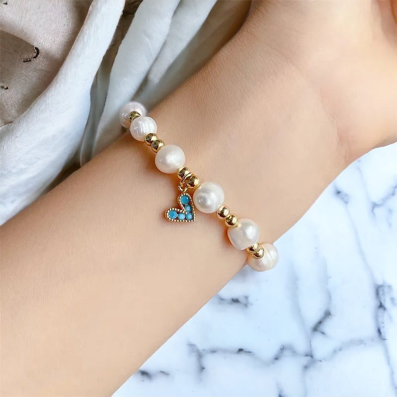 Pulsera Trendy de perlas de agua dulce con corazon de piedras turquesa